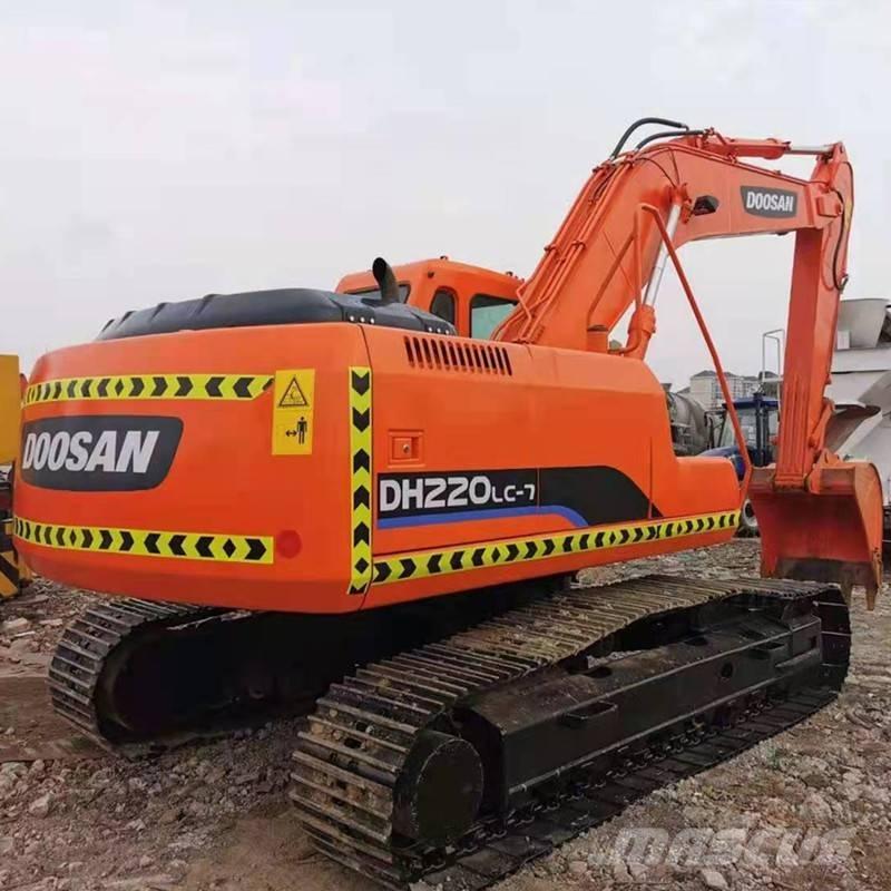 Doosan DH 220 LC-7 대형 굴삭기 29톤 이상