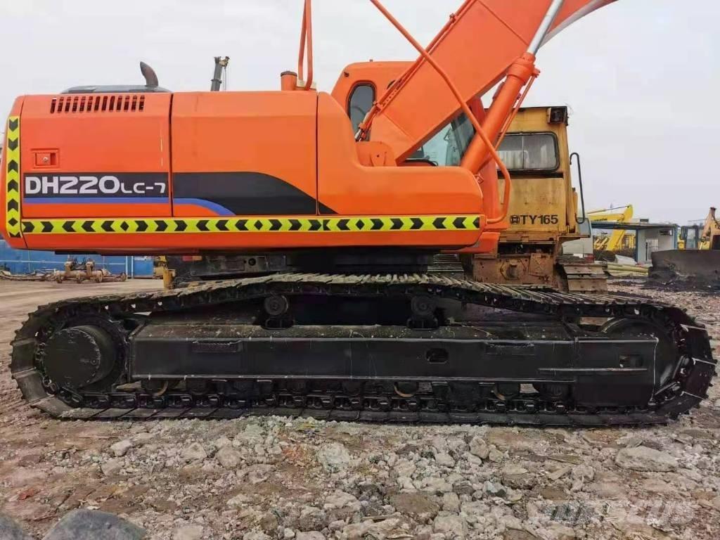 Doosan DH 220 LC-7 대형 굴삭기 29톤 이상