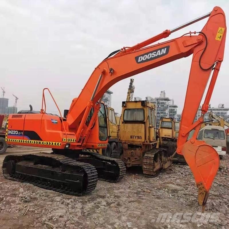 Doosan DH 220 LC-7 대형 굴삭기 29톤 이상