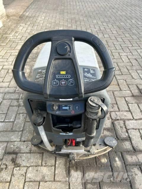 Nilfisk SC 40143 BD 도로 청소차