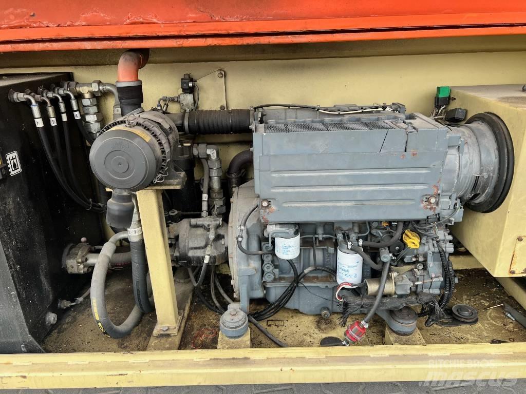 JLG 210-25 가위형 리프트