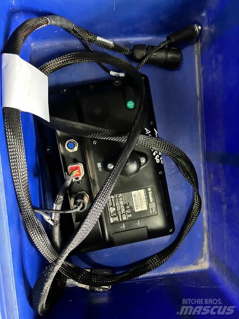 Trimble GFX 750 기타 트랙터 부속품