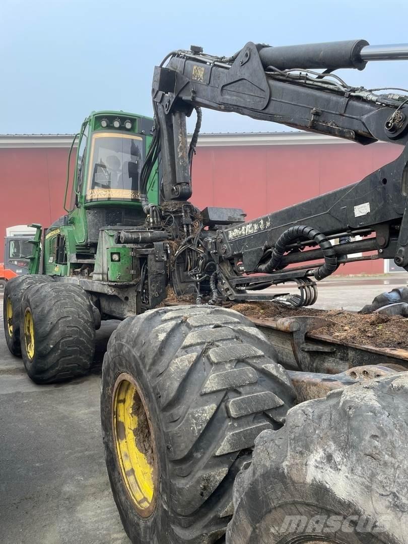 John Deere 1210E 원목 포워더