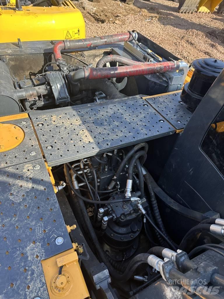 Hyundai Robex 215 대형 굴삭기 29톤 이상