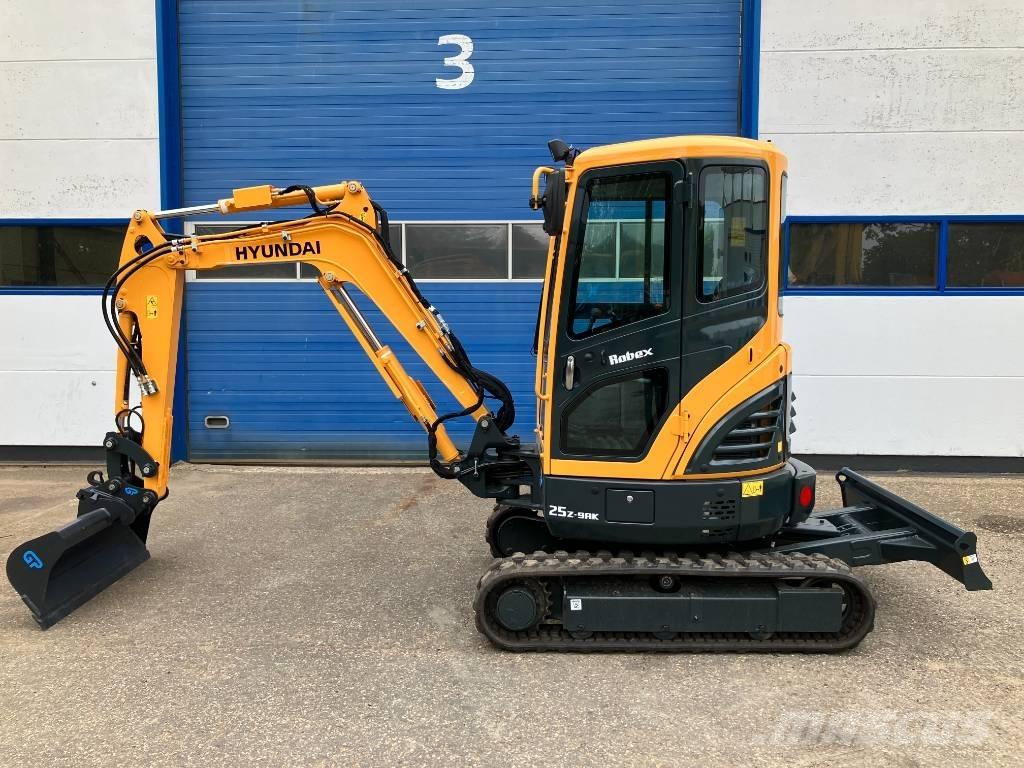 Hyundai R25Z-9AK 소형 굴삭기 7톤 미만