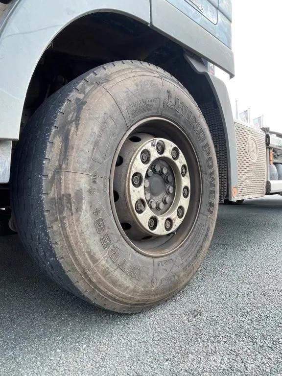 Scania R400 훅 리프트 트럭