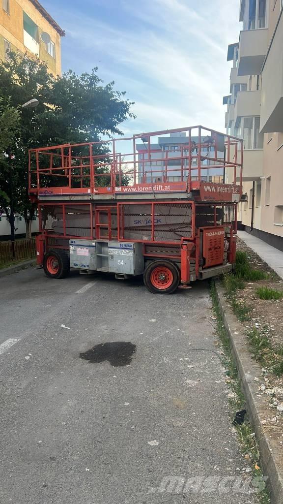 SkyJack SJ 9250 건설용 호이스트