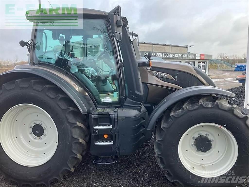 Valtra n175a 트랙터