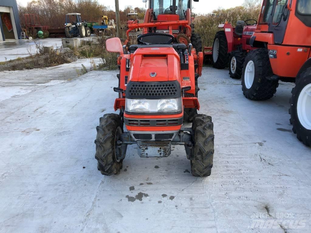 Kubota A-175 트랙터