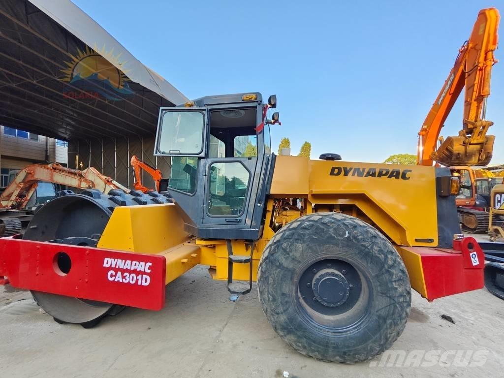 Dynapac CA 301 D 싱글 드럼 롤러