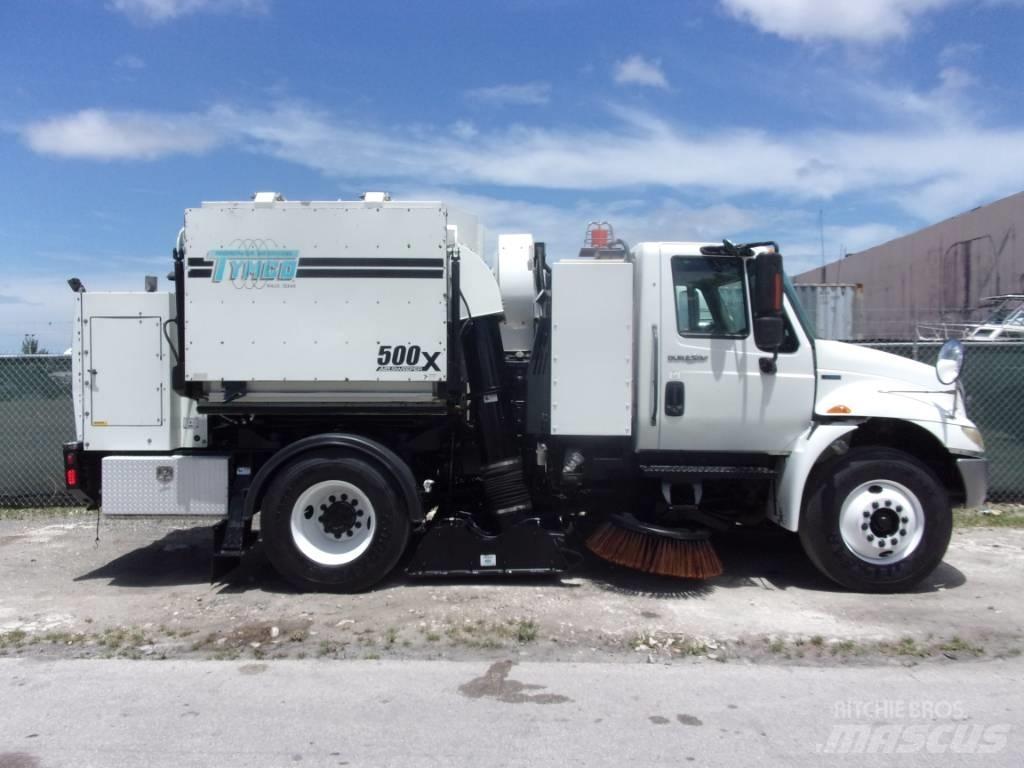 International 4300 청소 트럭