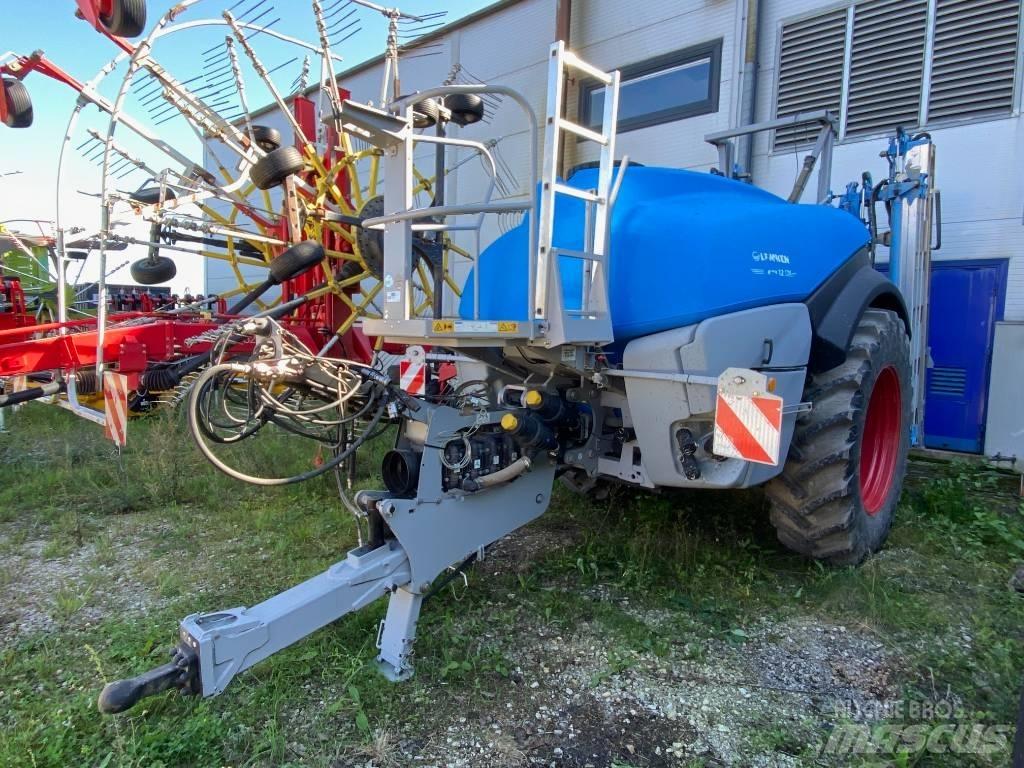 Lemken Vega 12/4000 견인형 분무기