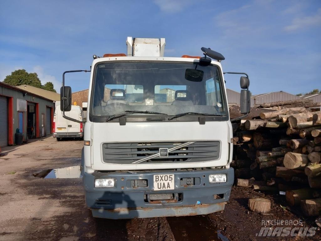 Wumag WT 350 트럭 탑재 고소작업대