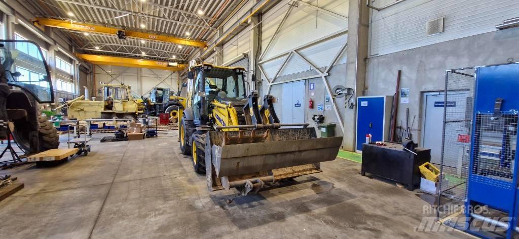 Komatsu WB 93 R 백호로더