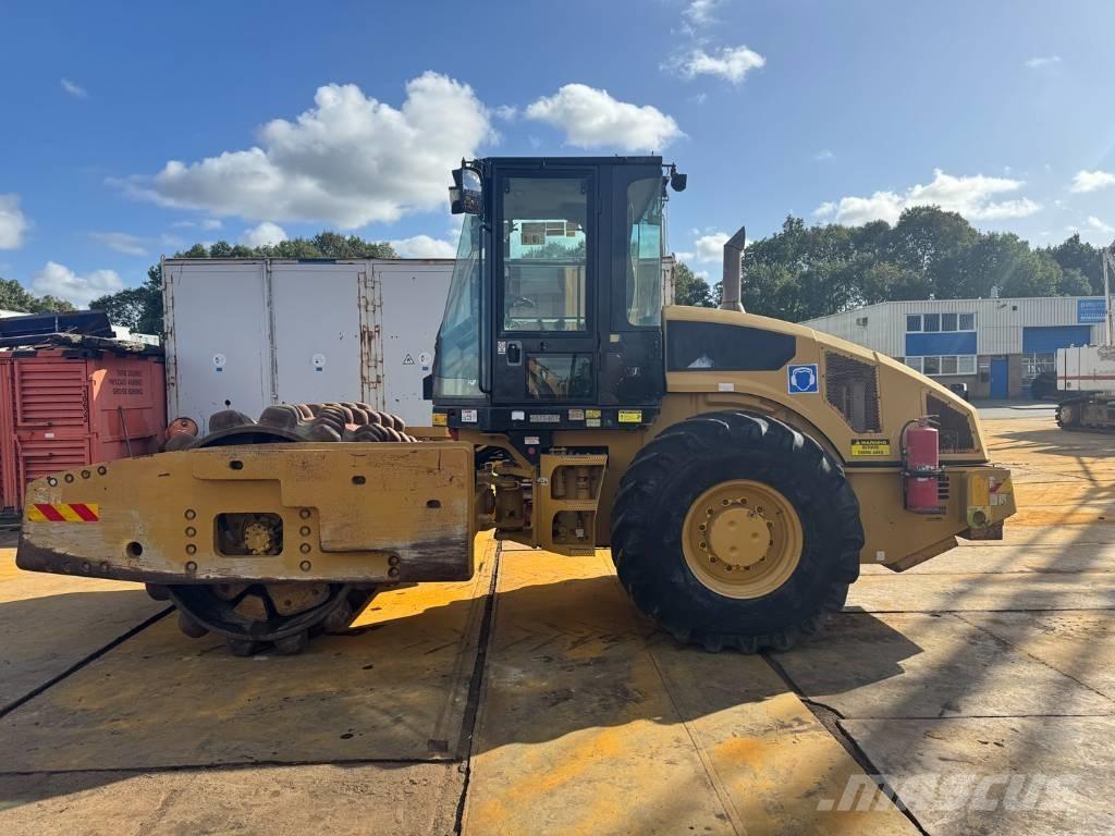 CAT CP 76 싱글 드럼 롤러