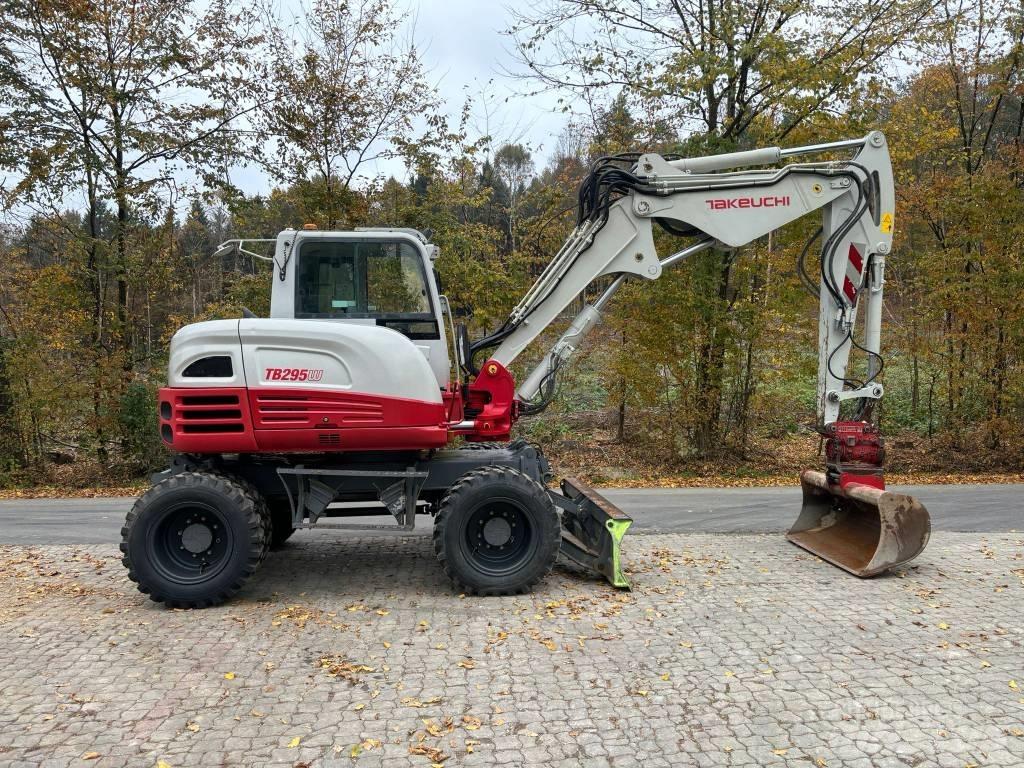 Takeuchi TB 295 W  휠 굴삭기