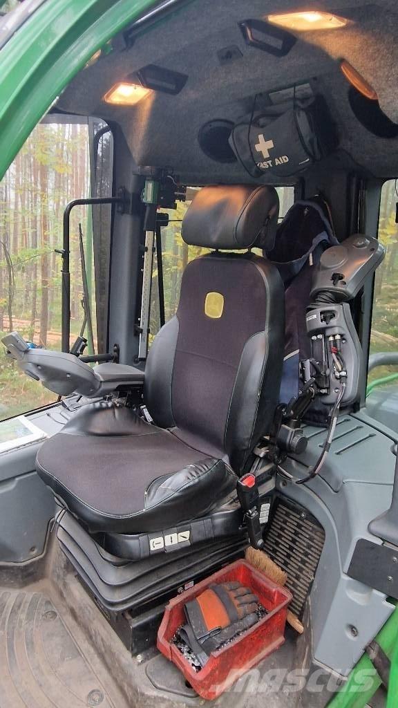 John Deere 1170G 원목 하베스터