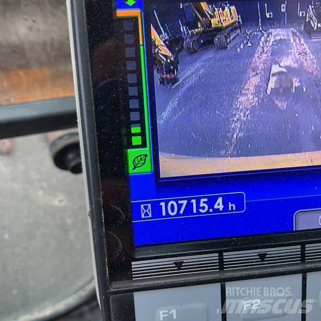 Komatsu PC240 대형 굴삭기 29톤 이상