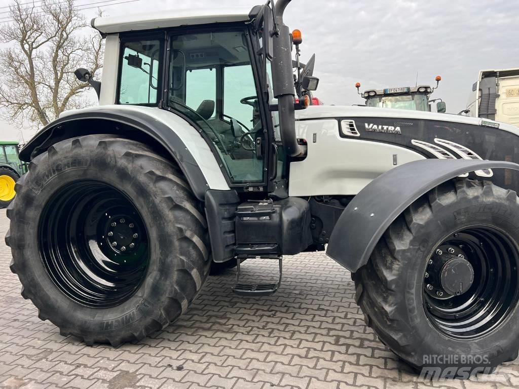 Valtra T 202 Versu 트랙터