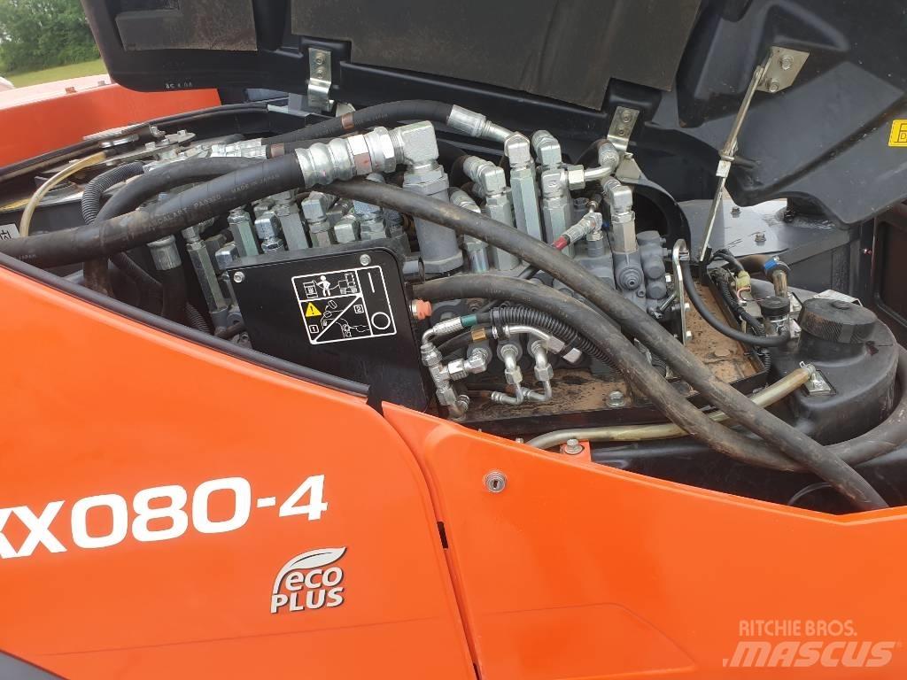 Kubota KX 080-4 중형굴삭기 7톤-28톤