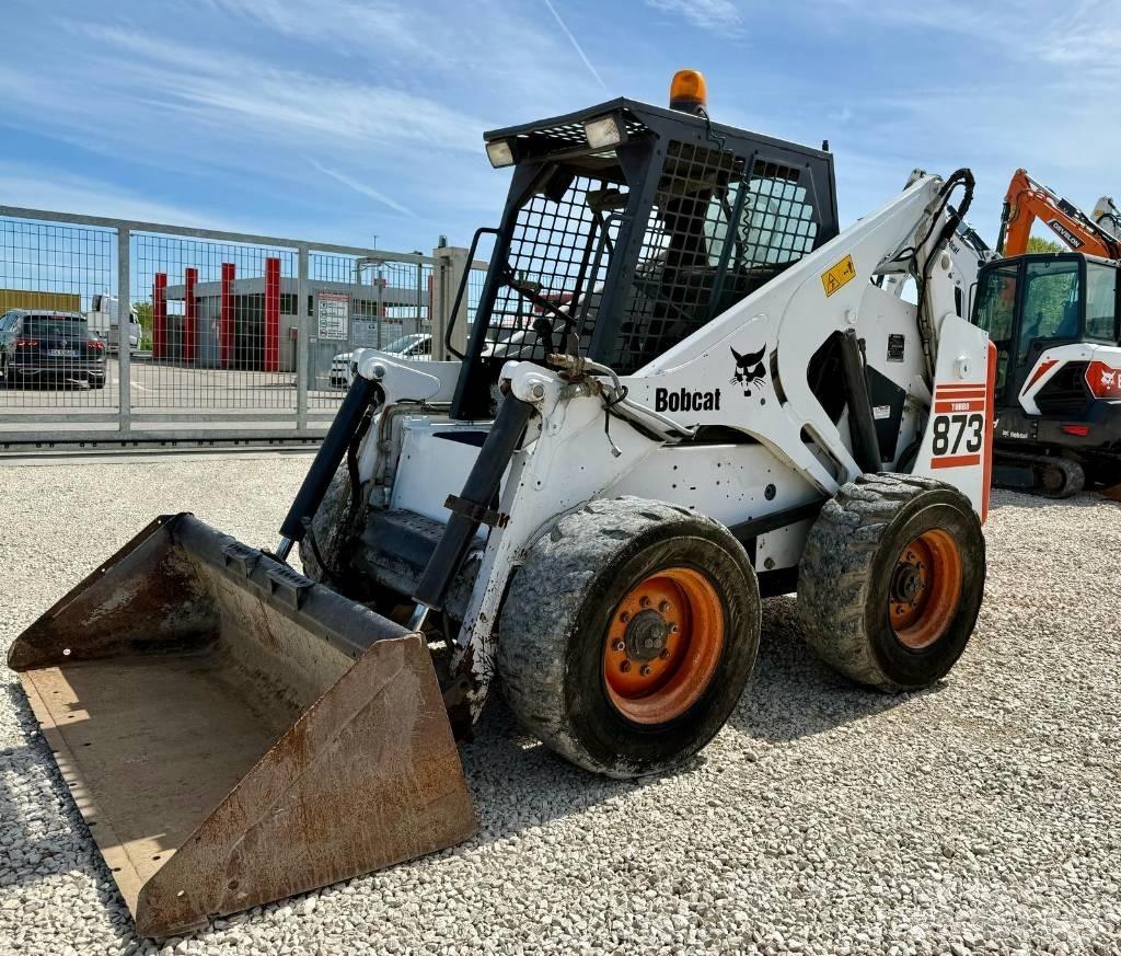 Bobcat 873  스키드로더