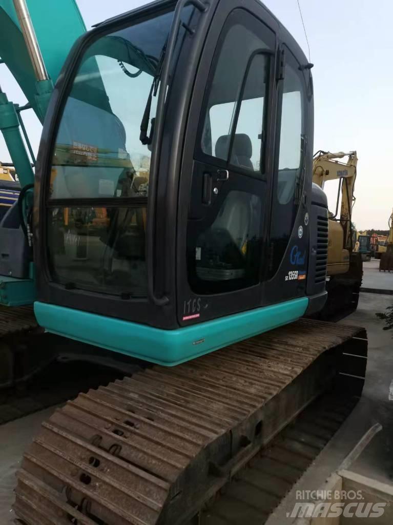 Kobelco SK 135 대형 굴삭기 29톤 이상