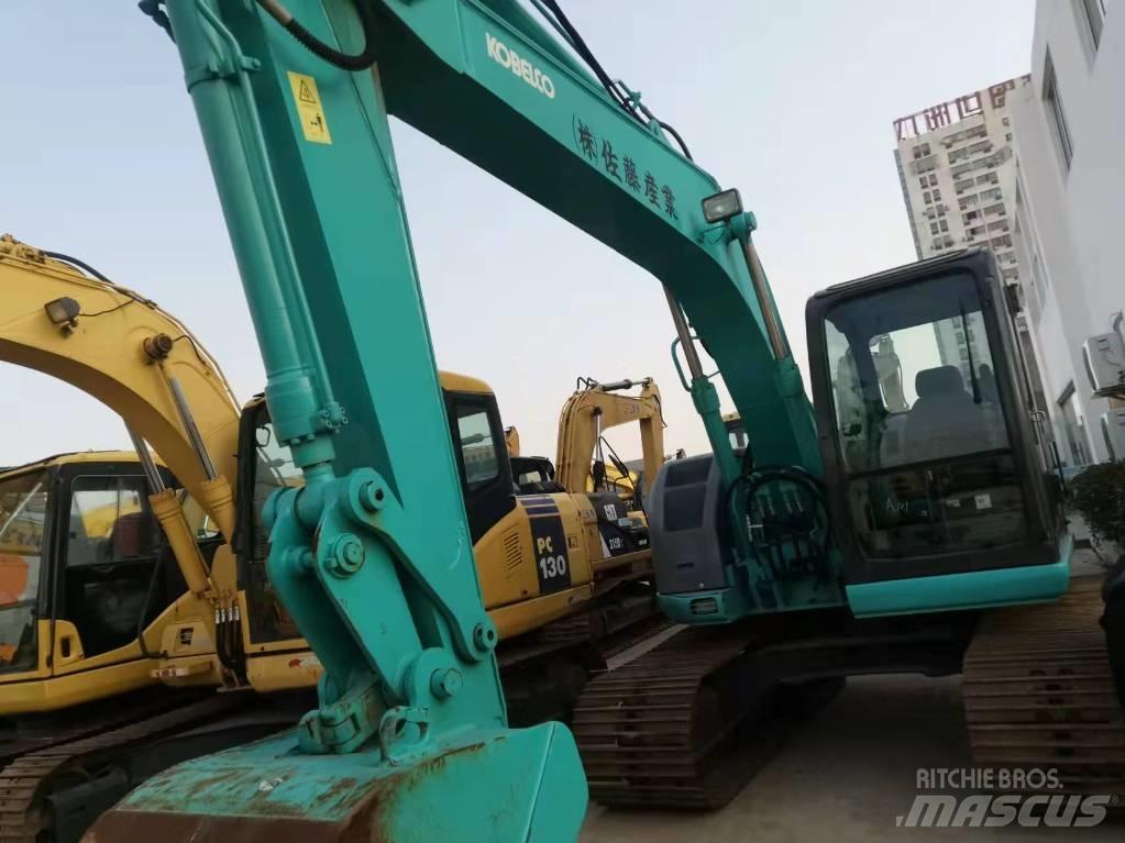 Kobelco SK 135 대형 굴삭기 29톤 이상