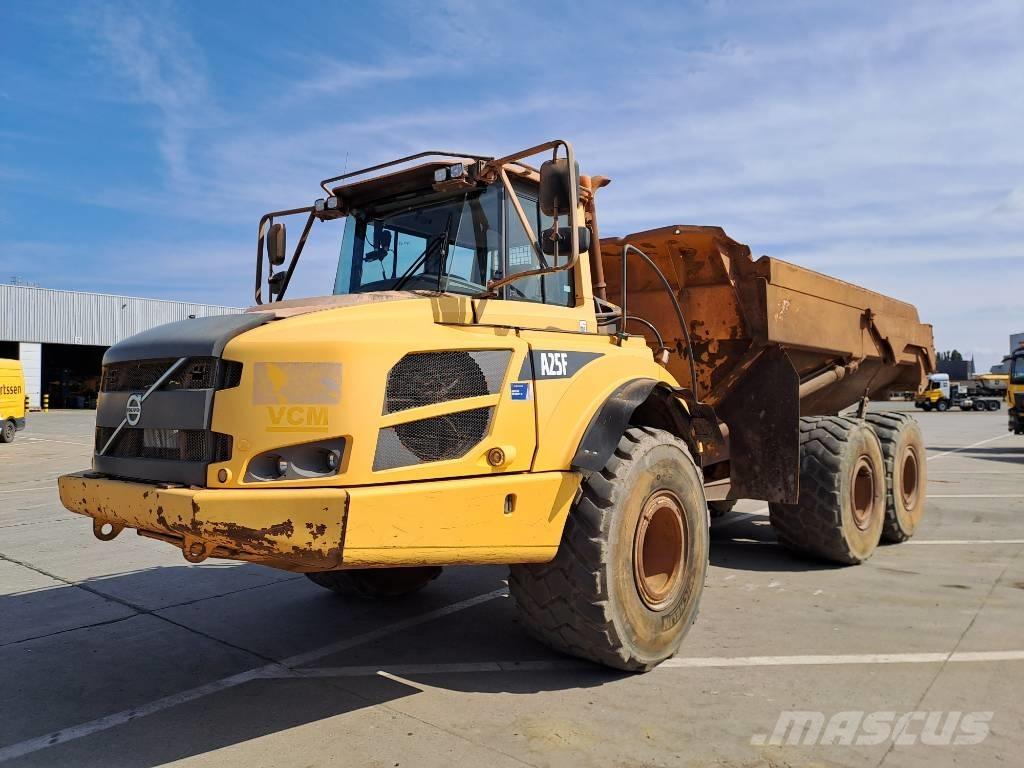 Volvo A25F 연결식 홀러