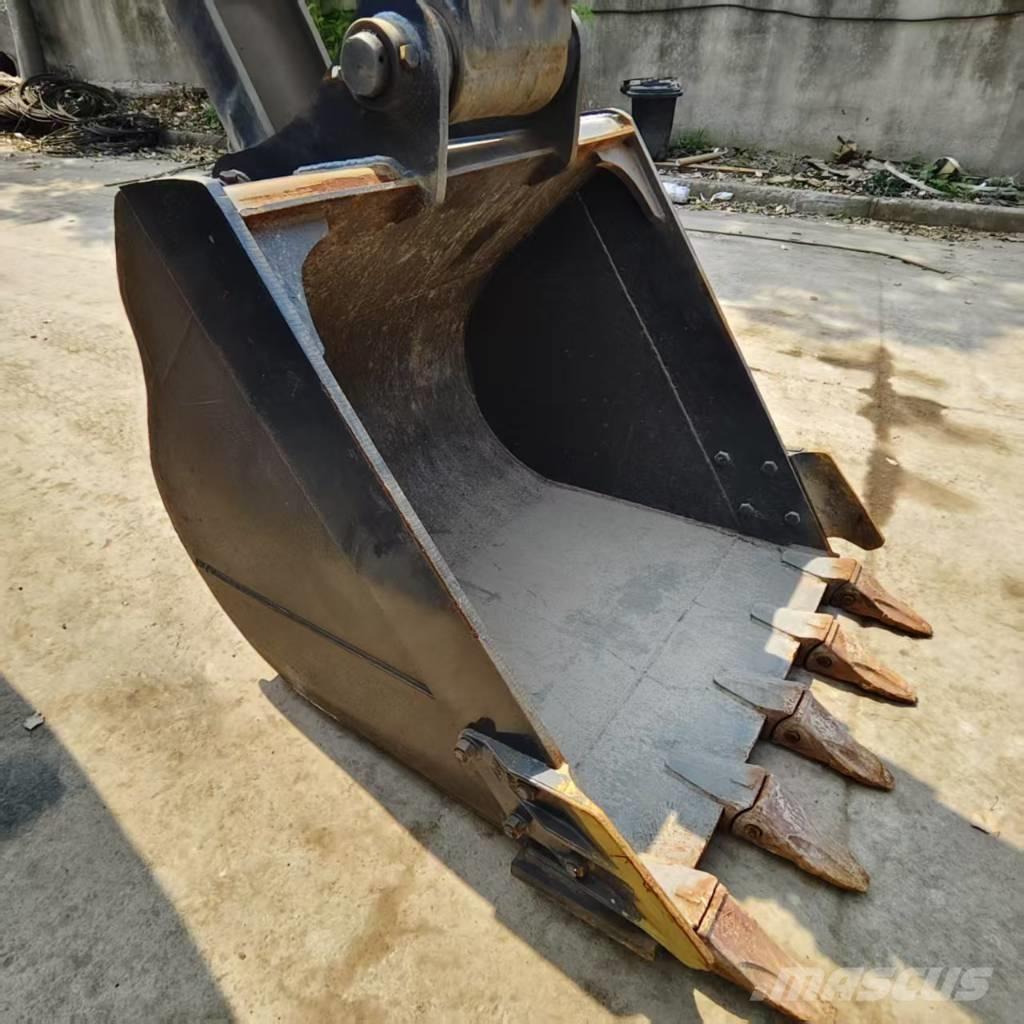 Volvo EC 220 대형 굴삭기 29톤 이상