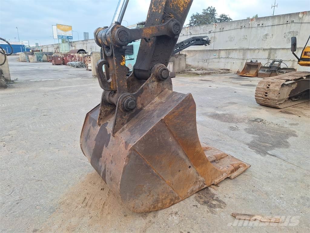 JCB JS 220 건설 장비 - 기타