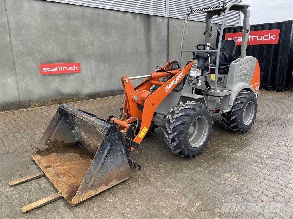 Weycor AR320 Agrar 다목적 로더