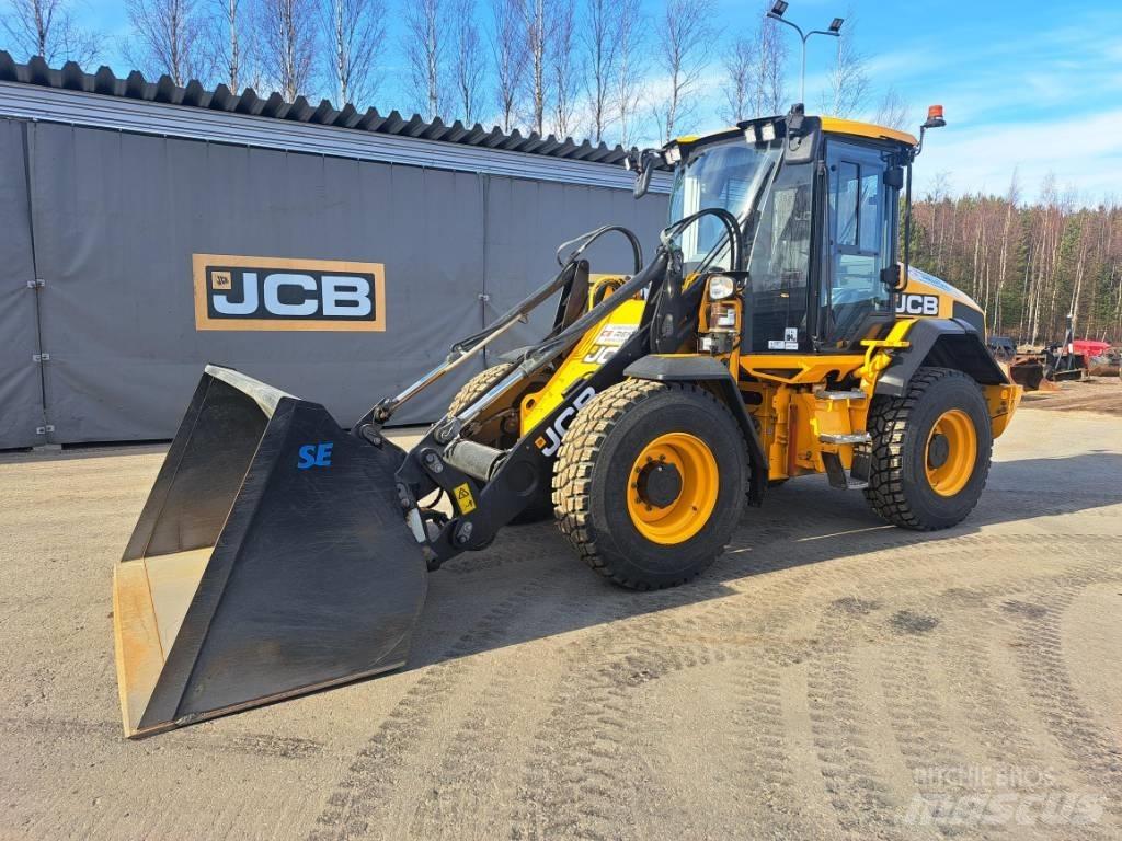 JCB 413  휠로우더