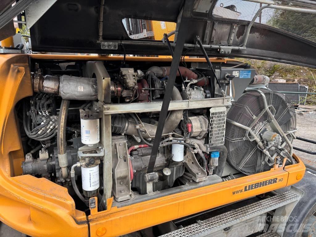 Liebherr A 914  휠 굴삭기