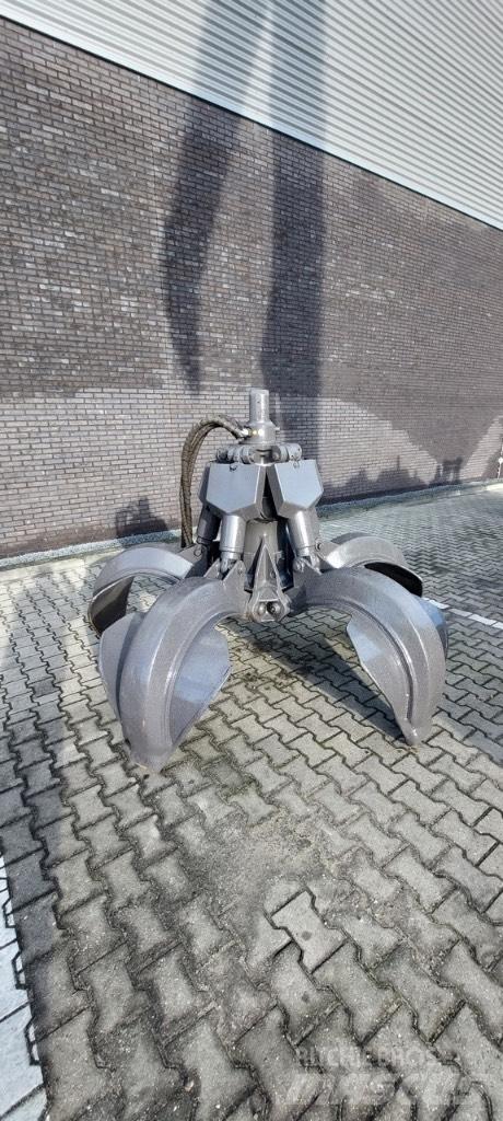Fuchs 600L Grijper 집게