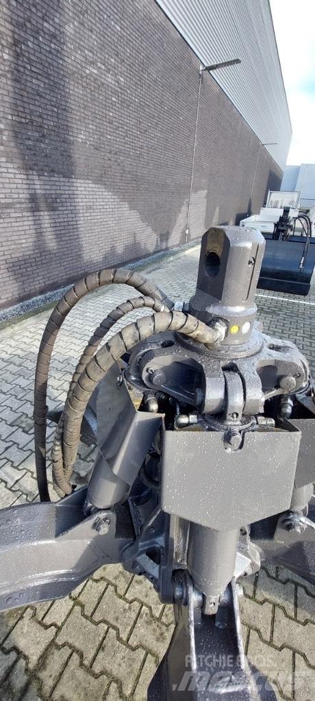 Fuchs 600L Grijper 집게