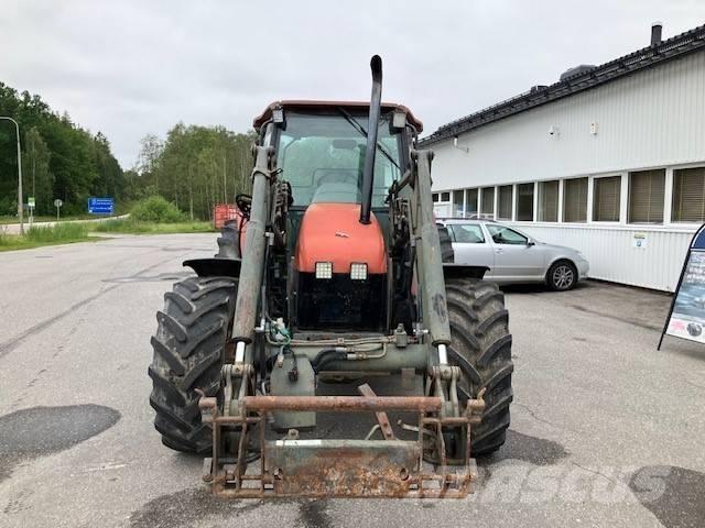 New Holland L 85 트랙터