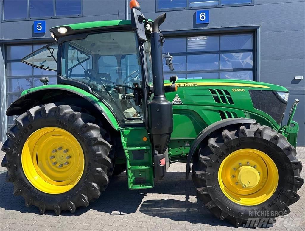 John Deere 6145R 트랙터