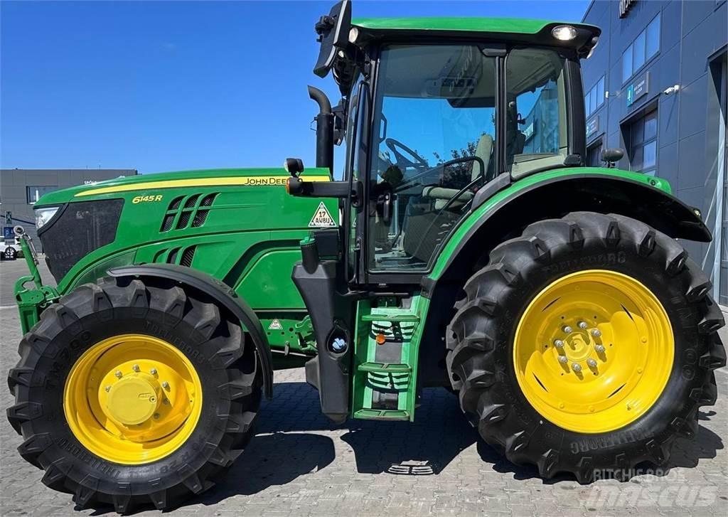 John Deere 6145R 트랙터