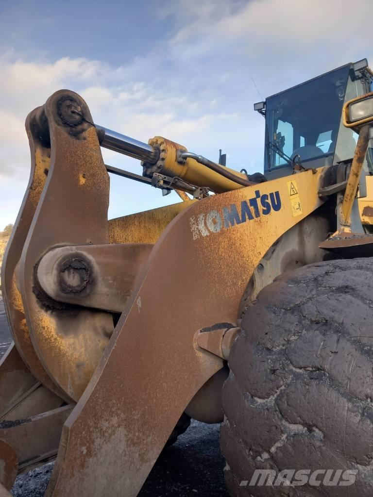 Komatsu WA 600-6  휠로우더