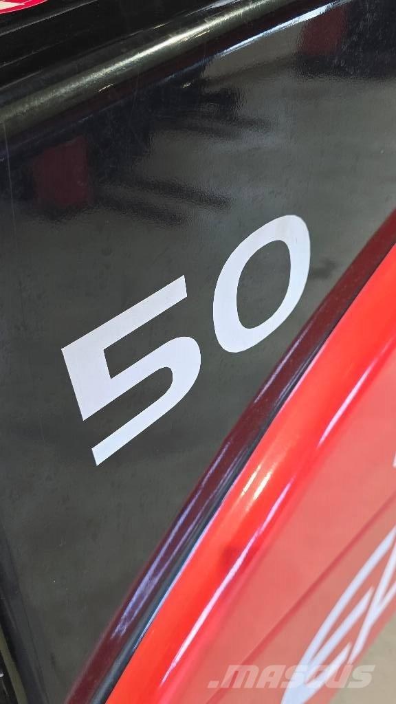 EP CPD 50 F8 전동 지게차