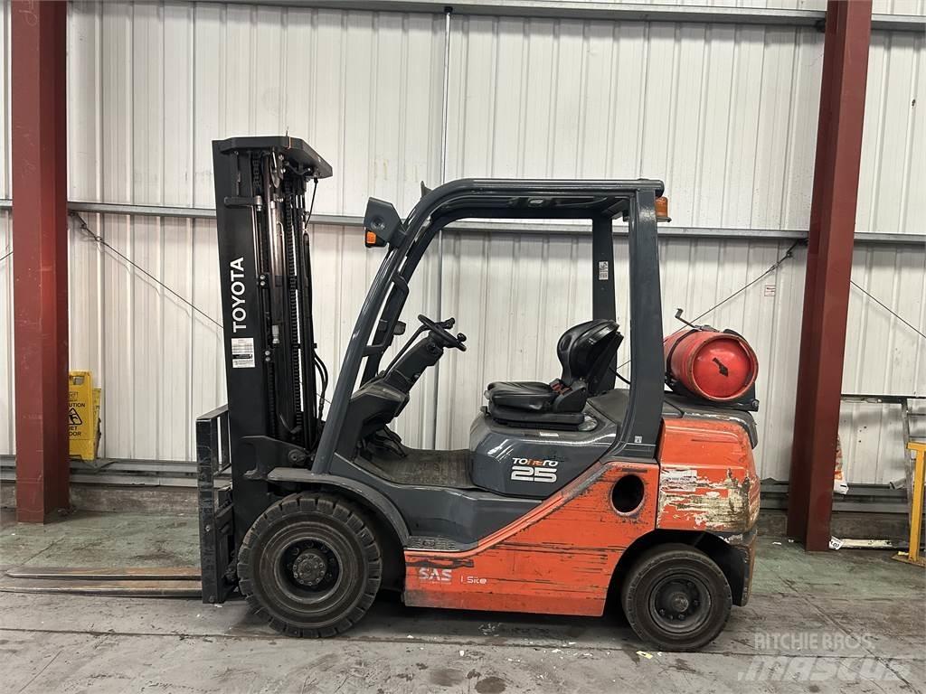 Toyota 02-8FGF25 LPG 지게차