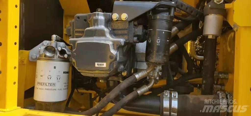 Komatsu pc200-8 대형 굴삭기 29톤 이상