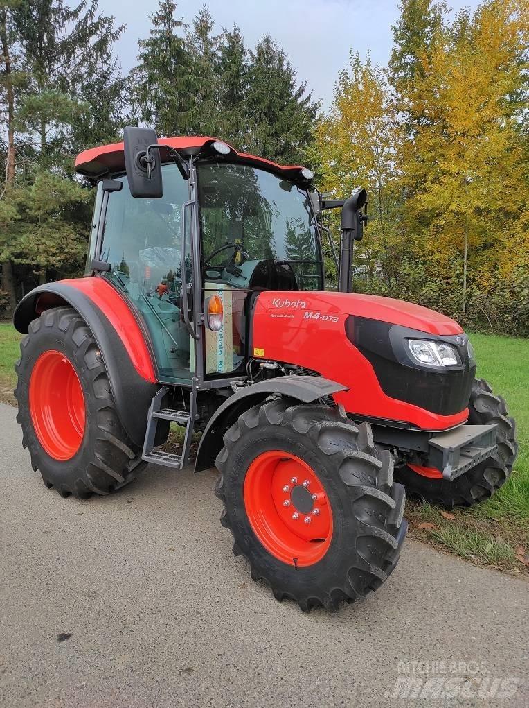 Kubota M4073 트랙터