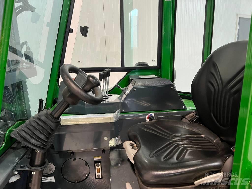 Combilift CB2500 lpg 4방향 리치트럭