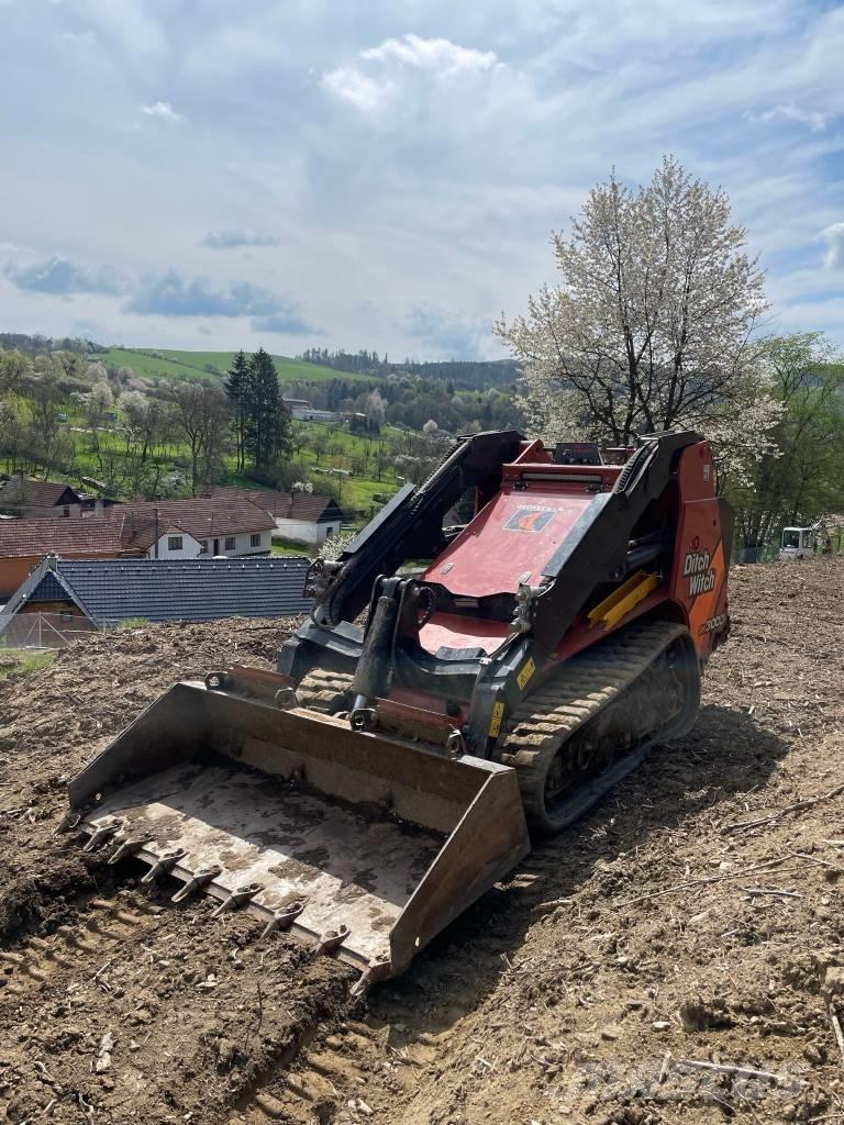 Ditch Witch SK 3000 궤도식 로우더