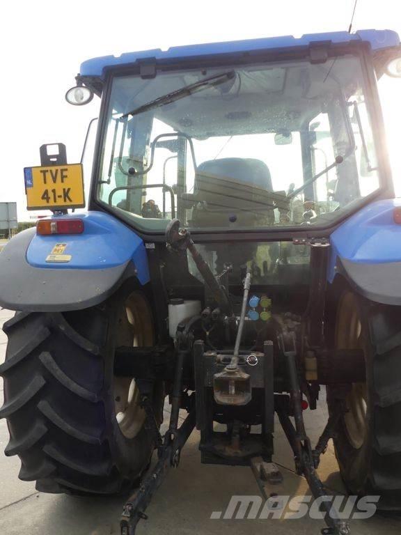New Holland T5060 트랙터