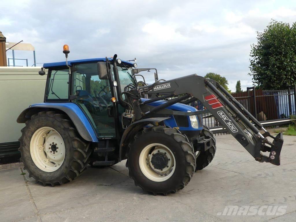 New Holland T5060 트랙터