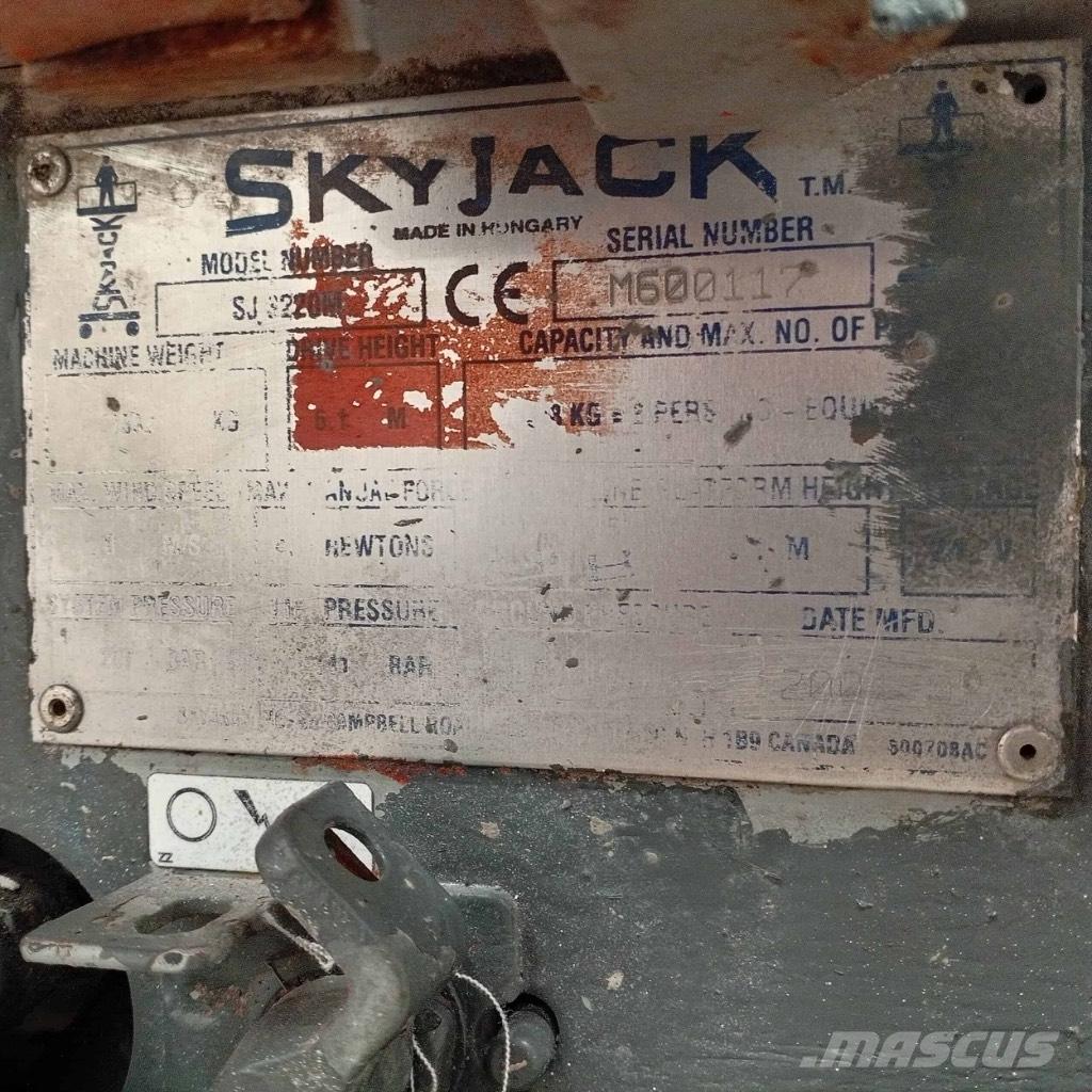 SkyJack SJ 3220 가위형 리프트