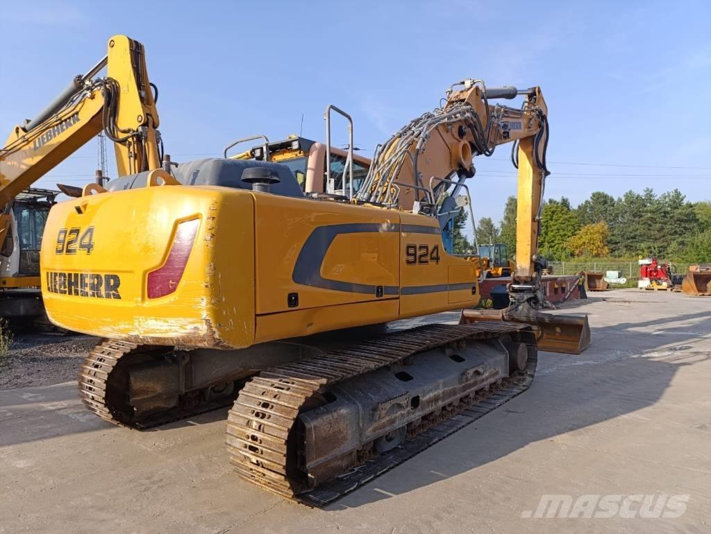 Liebherr R924LC 대형 굴삭기 29톤 이상