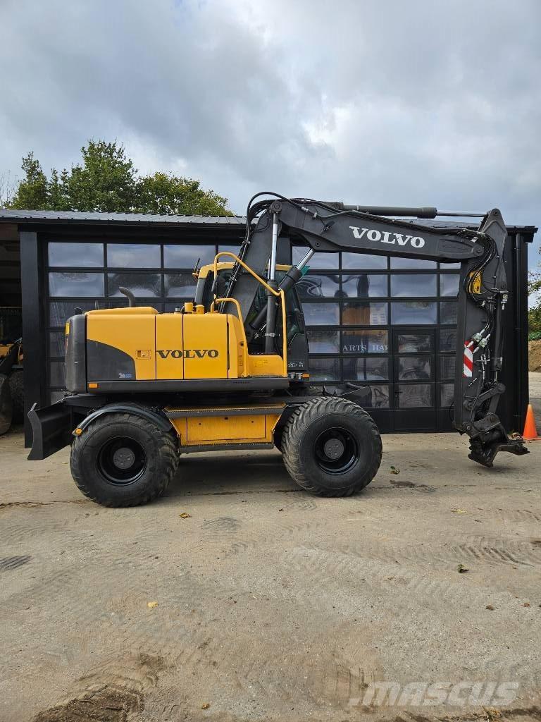 Volvo EW 140 C  휠 굴삭기